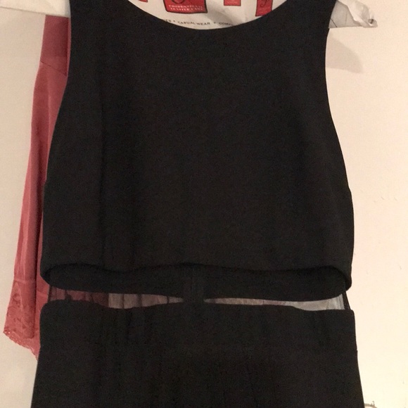 Black dress wore only a few hours - Picture 2 of 3